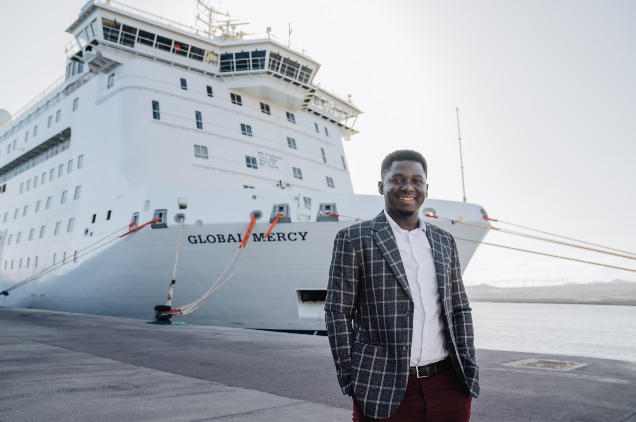 David Kpakiwa, ce bénévole sierra-léonais de Mercy Ships qui se prépare à accueillir le Global Mercy