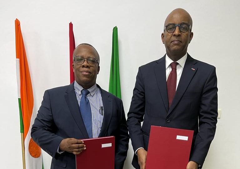 Renforcement de la coopération : le dépositaire central/banque de reglement de l’uemoa et la central securities depository du Ghana signent une convention de partenariat