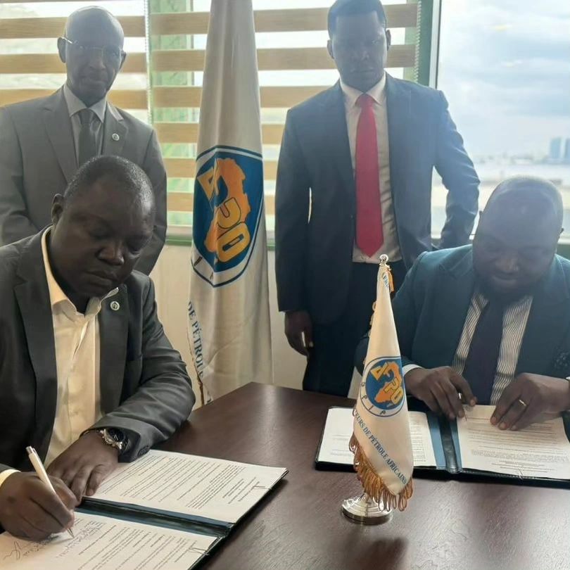 Accord visant à soutenir les investissements dans le secteur de l'énergie et l’ African Energy Week, signé par l'Organisation des producteurs de pétrole africains et la Chambre africaine de l'énergie