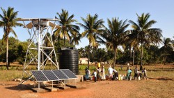 DIY-Solar-Pump_Mozambique-01_Photo_Pumpmakers_L.jpg