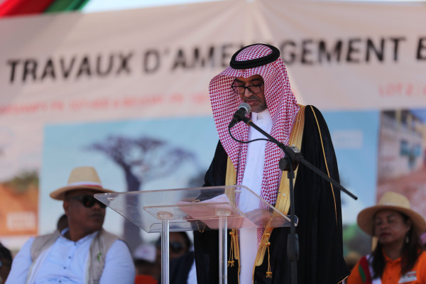 Saudi Fund for Development breaks ground for the Bridge of the Mangoky River in Madagascar
