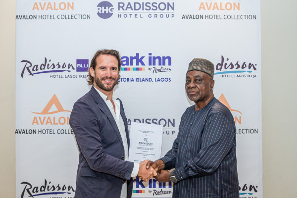 Radisson Hotel Group announces its 9th hotel in Nigeria with the signing of the first Radisson Collection in Abuja