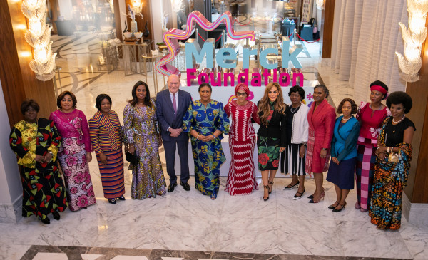 Merck Foundation Chairman and Chief Executive Officer (CEO) with 13 African First Ladies inaugurate the 9th Edition of Merck Foundation Africa Asia Luminary 2022