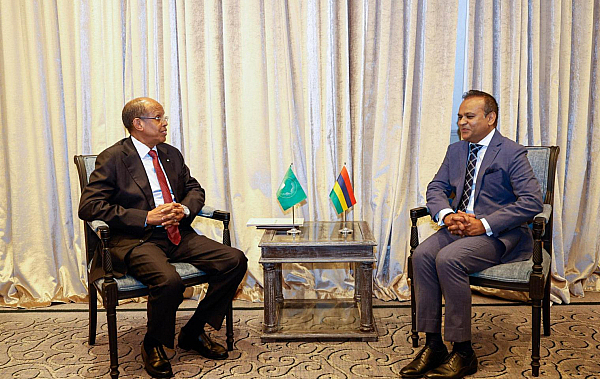 African Union Commission (AUC) Chairperson was this evening hosted by Hon. Dhananjay Ramful, Minister of Foreign Affairs, Regional Integration and International Trade of the Republic of Mauritius