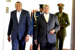 Museveni meets Uhuru - TICAD  - Nairobi 09.jpg