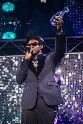 Crown Uzama @theycallmeshallipopipp (Nigeria), Artist of the Year (1).jpg