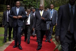 Museveni meets Uhuru - TICAD  - Nairobi 07.jpg