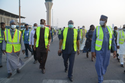 RC, Ministers at the tarmac.jpg