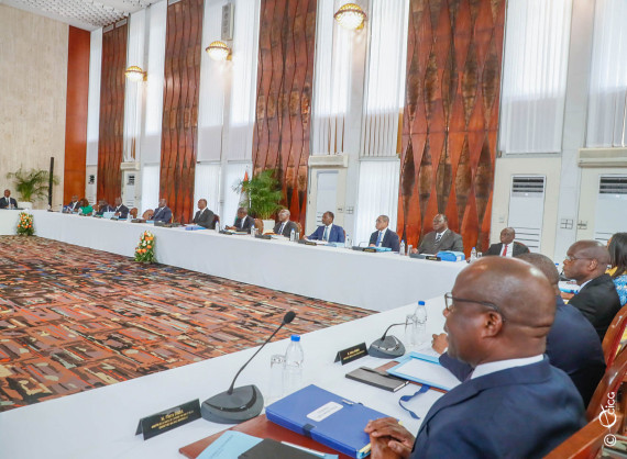 <div>Côte d'Ivoire - Économie : L’execution du Budget a Fin Septembre 2022 S’etablit a 6 674,4 Milliards de FCFA pour une Prevision de 7 041,4 Milliards de FCFA</div>