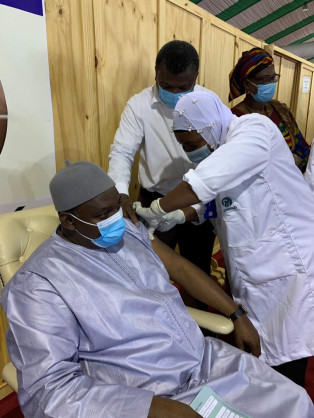 Coronavirus - Gambia: His Excellency, President Adama Barrow gets his first shot of the COVAX Facility delivered vaccine, and says it is "safe and effective"
