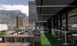 Radisson-Hotel-Cape-Town-Foreshore-Haralds-Rooftop-Bar-Terrace-view.jpg