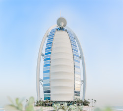 Burj Al Arab Jumeirah Exterior.jpg