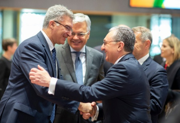 Diplomacy the only way out of Libyan crisis