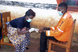 Zambia_malaria testing.jpg