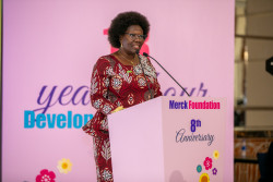 The-First-Lady-of-Central-African-Republic-during-the-Merck-Foundation.jpg