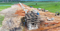 Ongoing construction of Tanzania's Standard Gauge Railway (SGR).png