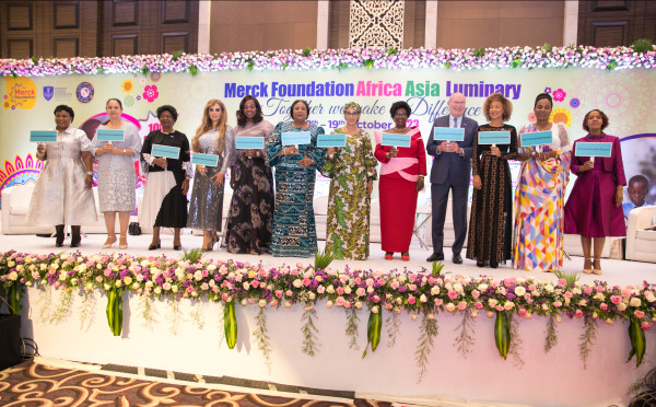 Chairman et CEO de la Fondation Merck et Les Premières Dames Africaines inaugurent leur 10ème édition du salon Africa Asia Luminary 2023 en Inde
