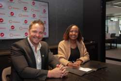 Moneygram-and-Mukuru-Partnership_Image-2_18-September-2025.jpg