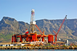 bigstock-Oil-Rig-In-The-Ocean-Bay-3095762.jpg