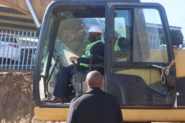 Lesotho: Prime Minister Leads Mpilo Boulevard Sod Turning
