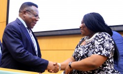 2_AUC_Business Africa Handshake.JPG