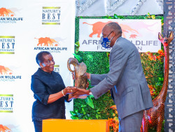 Photo 3 - Mrs Mkapa and AWF CEO.jpeg