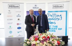 Hilton Rabat Signing2.jpg
