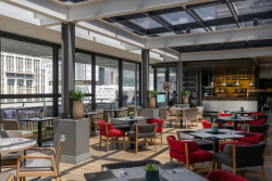 Radisson-Hotel-Cape-Town-Foreshore-Haralds-Rooftop-Bar-Terrace.jpg