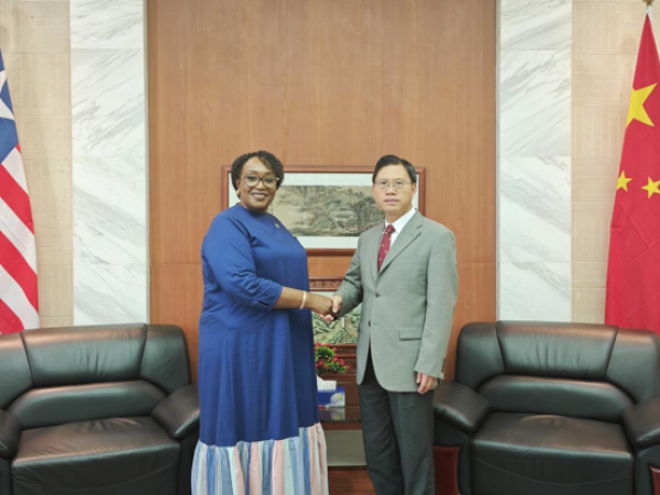 Liberia: Ambassador Yin Chengwu Meets with the Representative of Food and Agriculture Organization of the United Nations Bintia Stephen Tchicaya