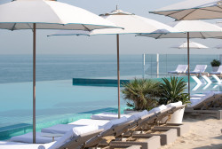 Medium_resolution_150dpi-Burj Al Arab - The Terrace Infiniti Pool 4.jpg