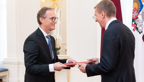 The Latvian Ambassador to Egypt Andris Razāns receives credentials