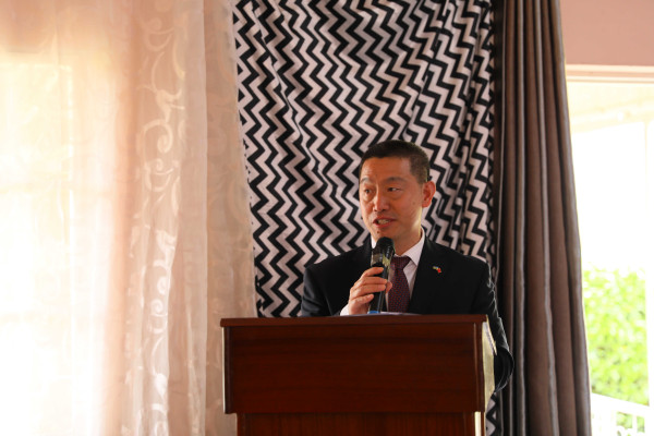 Rwanda: Ambassador Wang Xuekun attended the Donation Ceremony of medical supplies and equipment by Beijing Genomics Institution (BGI)