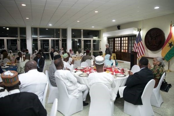 U.S. Ambassador Sullivan Holds Iftar with Interfaith Community