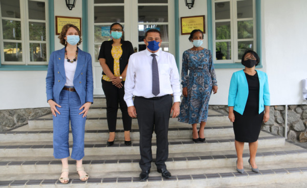 Australian High Commissioner to Seychelles pays courtesy call on Minister Radegonde